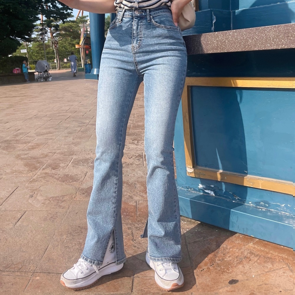 High Waisted flare jeans